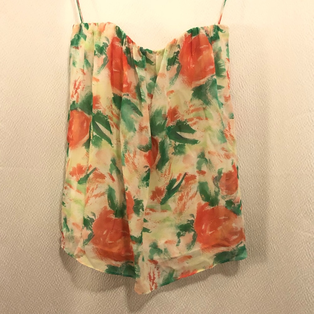 Alice and Olivia floral strapless flowy top